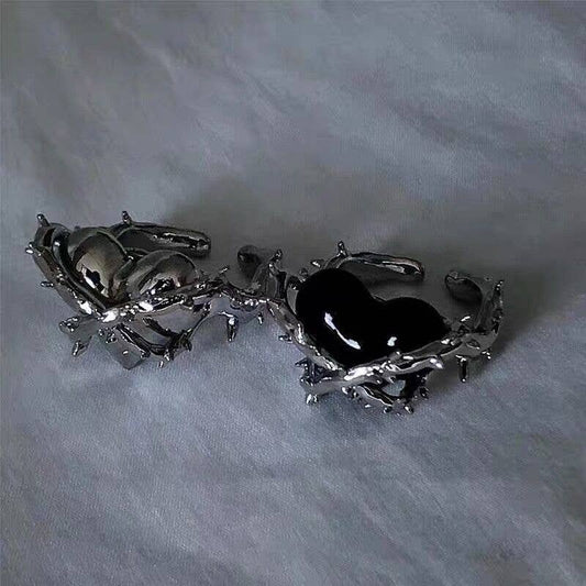 Heart of Thorns Ring